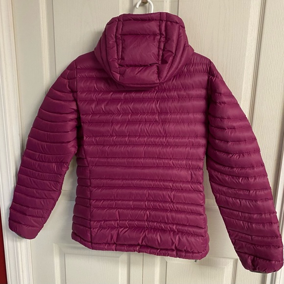 Sherpa Adventure Gear Nangpala Hooded
Down Jacket Colour Wine - Picture 11 of 13